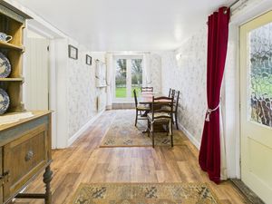 Dining Room- click for photo gallery